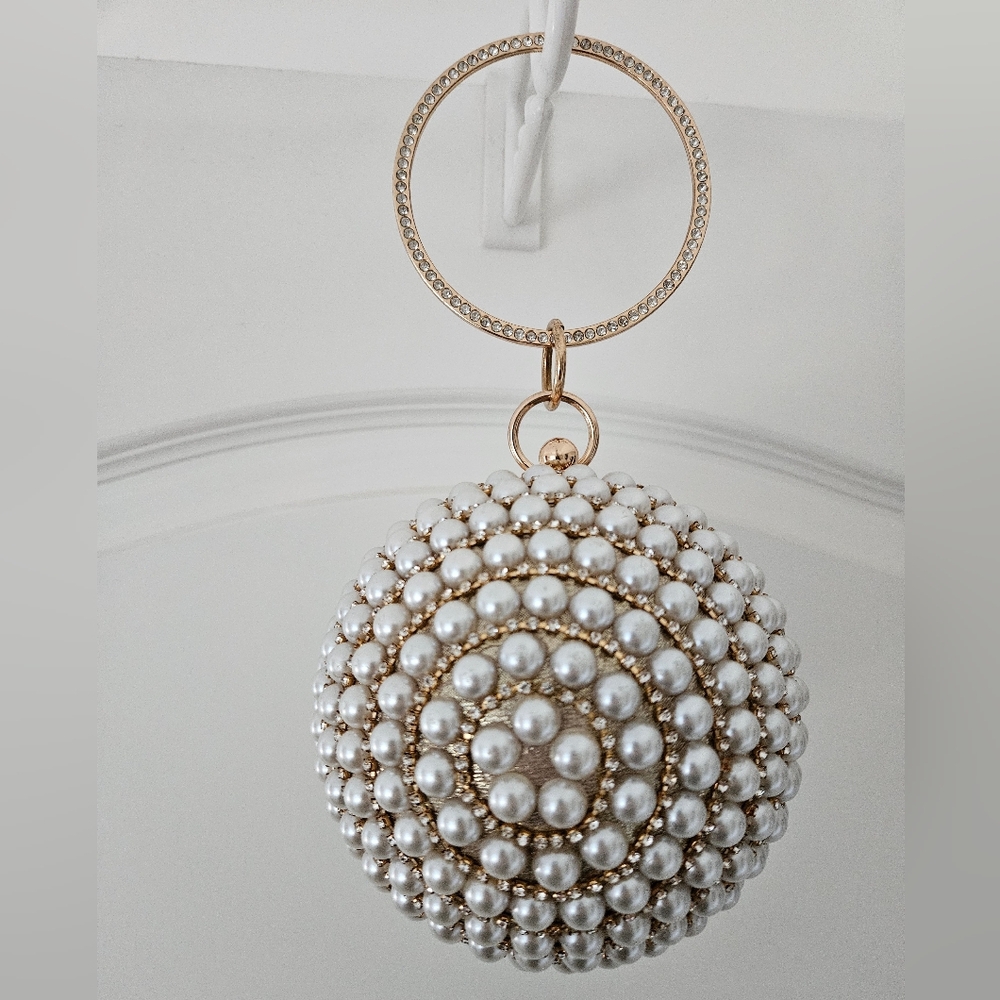 Badgley Mischka Deco Sphere O-ring Clutch Bag Formal Faux Pearl Rhinestone Women